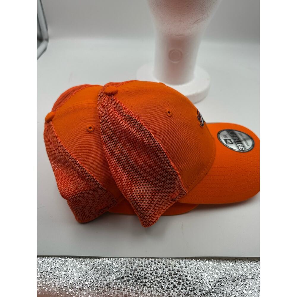 Denver Broncos New Era 39Thirty Men’s Size: M/L Orange Team Classic - Picture 3 of 6